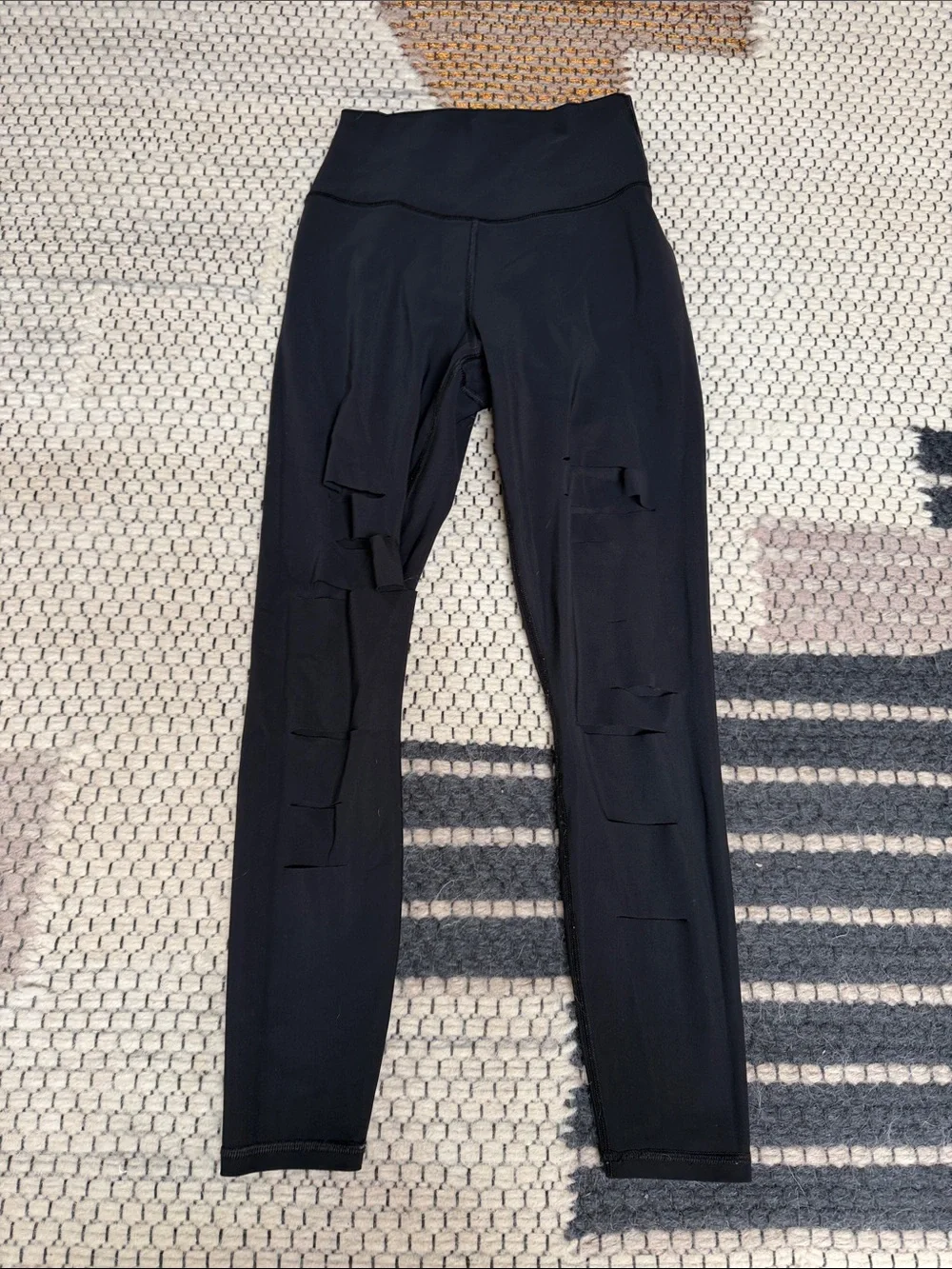 ALO Yoga Black High-Rise Slashed Leggings
